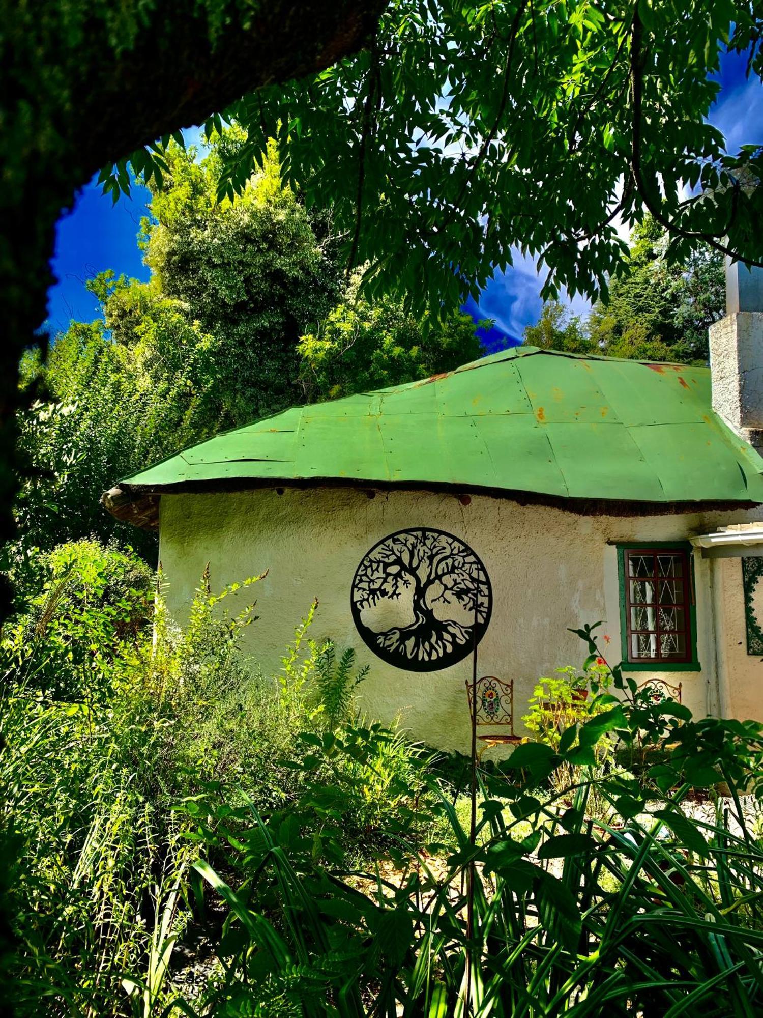 Back O' The Moon Holiday Cottage Hogsback Exterior photo