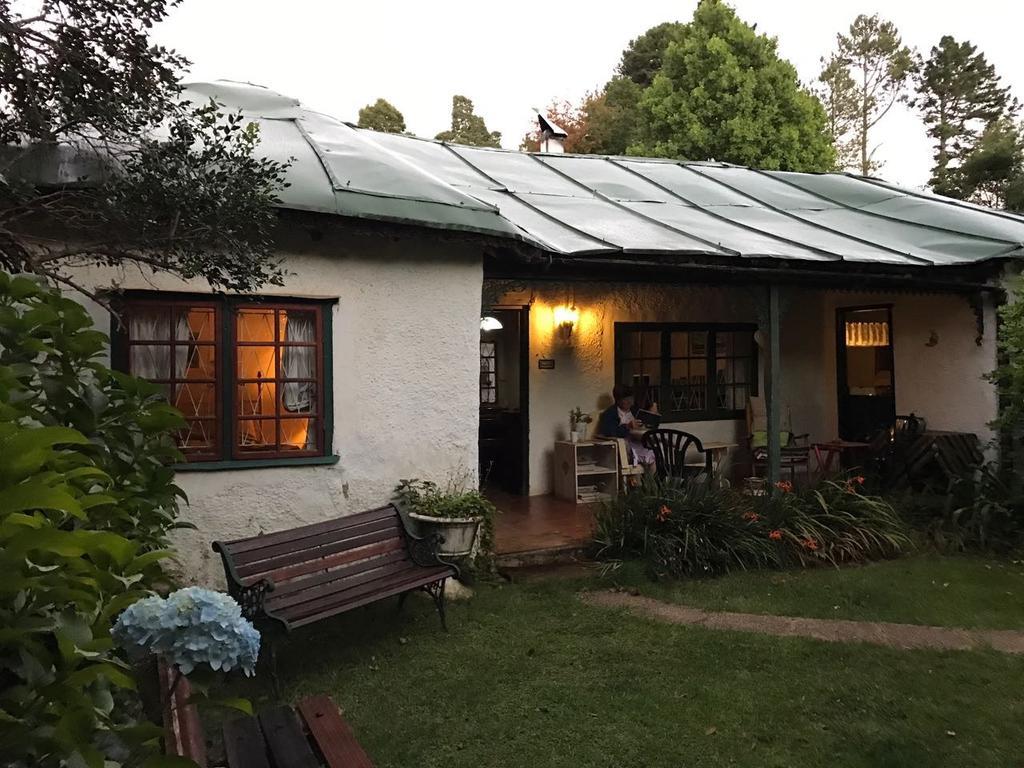 Back O' The Moon Holiday Cottage Hogsback Exterior photo